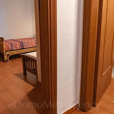 Vanda Ad Un Passa Dal Mare